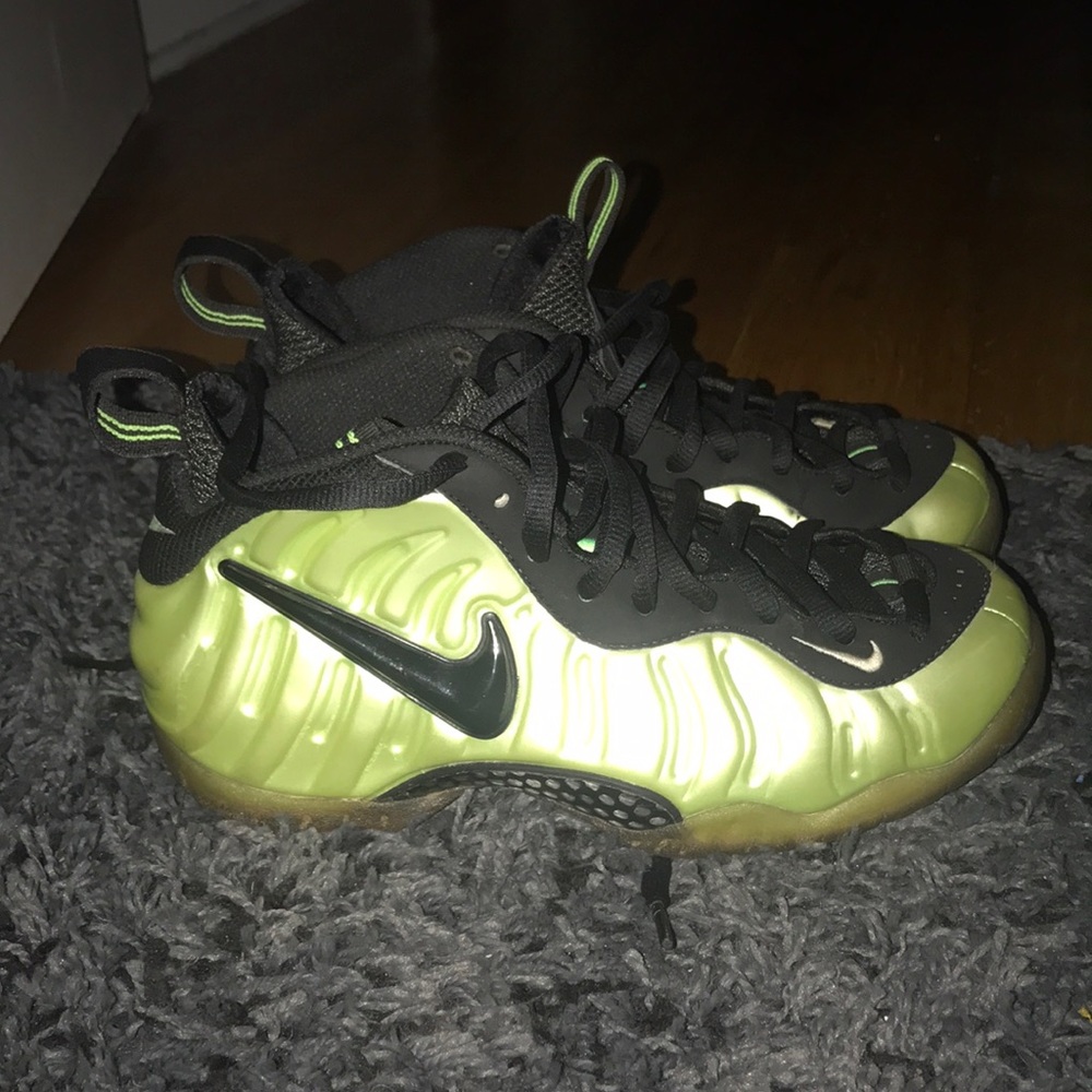 “Lime green” foamposites